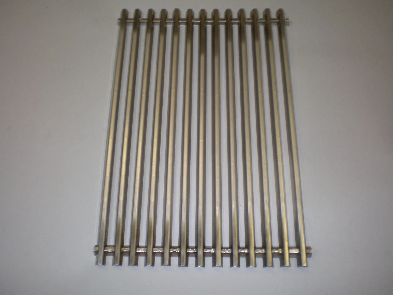 17 5/16 X 23 1/2, Stainless Cooking Grates - 538S2 1 17 5/16 X 23 1/2, Stainless Cooking Grates - 538S2